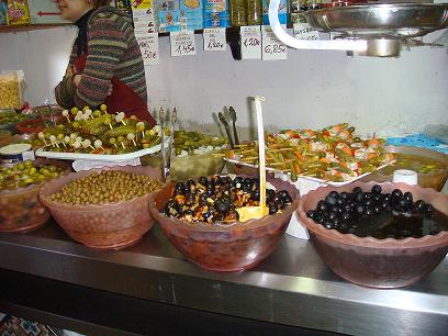 Image of an Olive shop in Madrid